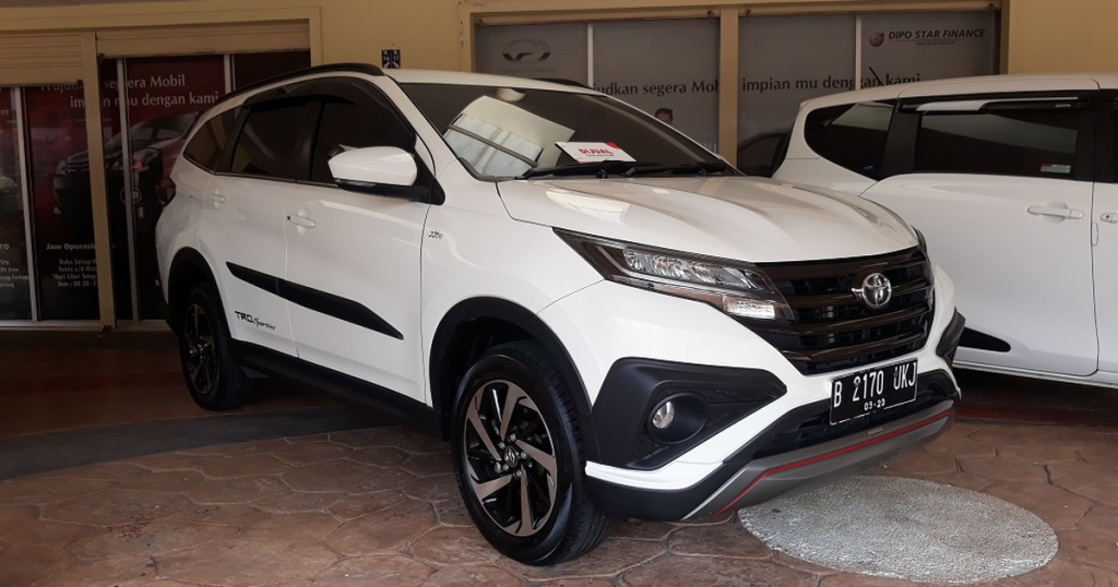 Mobil Bekas Rush 2019: Harga, Spesifikasi, Kelebihan, dan Tips Membeli harga rush 2019 - Moladin