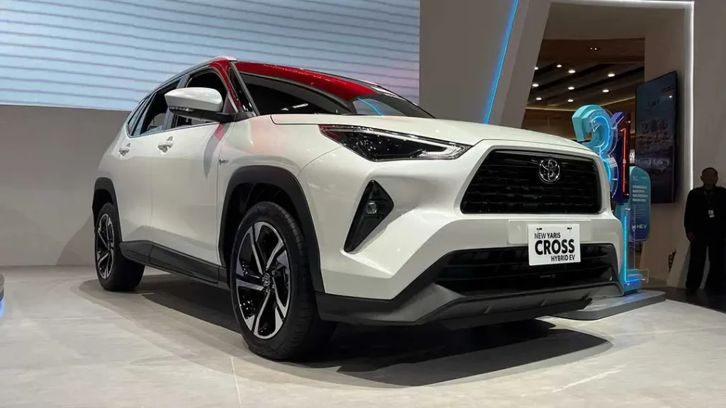 harga yaris cross hybrid - Moladin