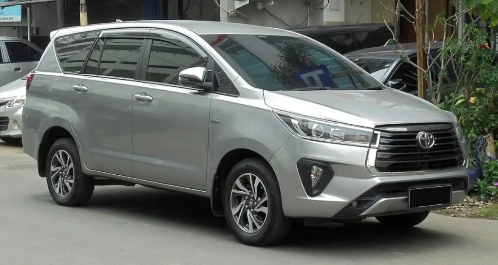 innova reborn 2019 - Moladin