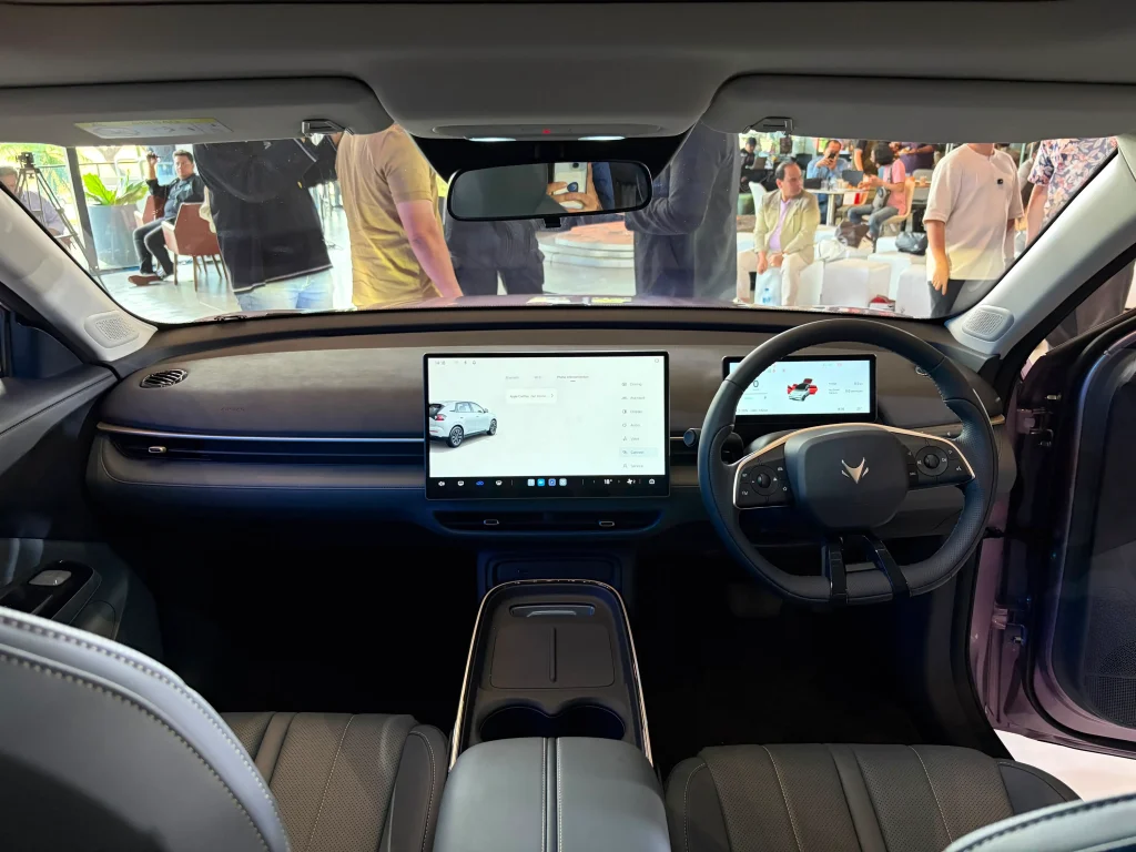 interior baic t1 - Moladin