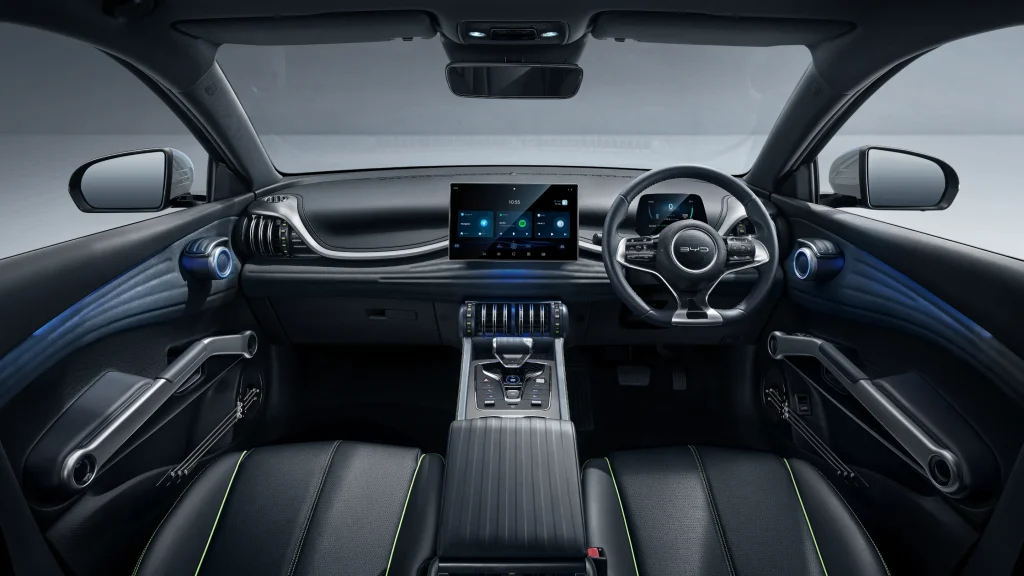 Update OTR BYD Atto 3 Advanced Plus Juli 2026, Harga Mulai Rp400 Jutaan interior byd atto 3 advanced plus - Moladin
