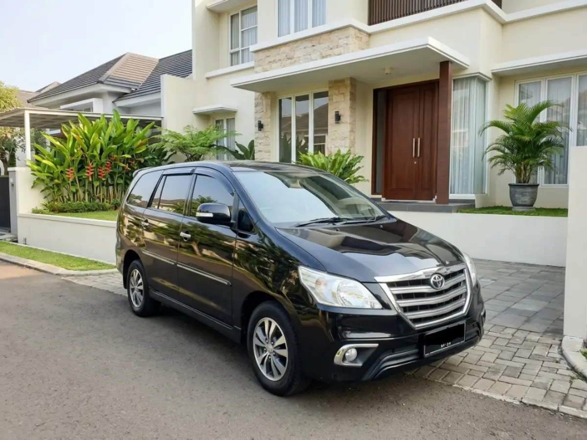 Cari Toyota Kijang Innova V Diesel 2014 Bekas? Segini Kisaran Harganya