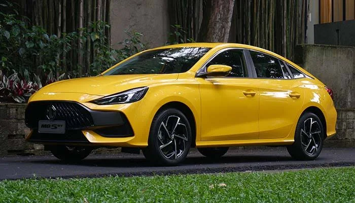 mg 5 gt mobil sedan irit bensin - Moladin