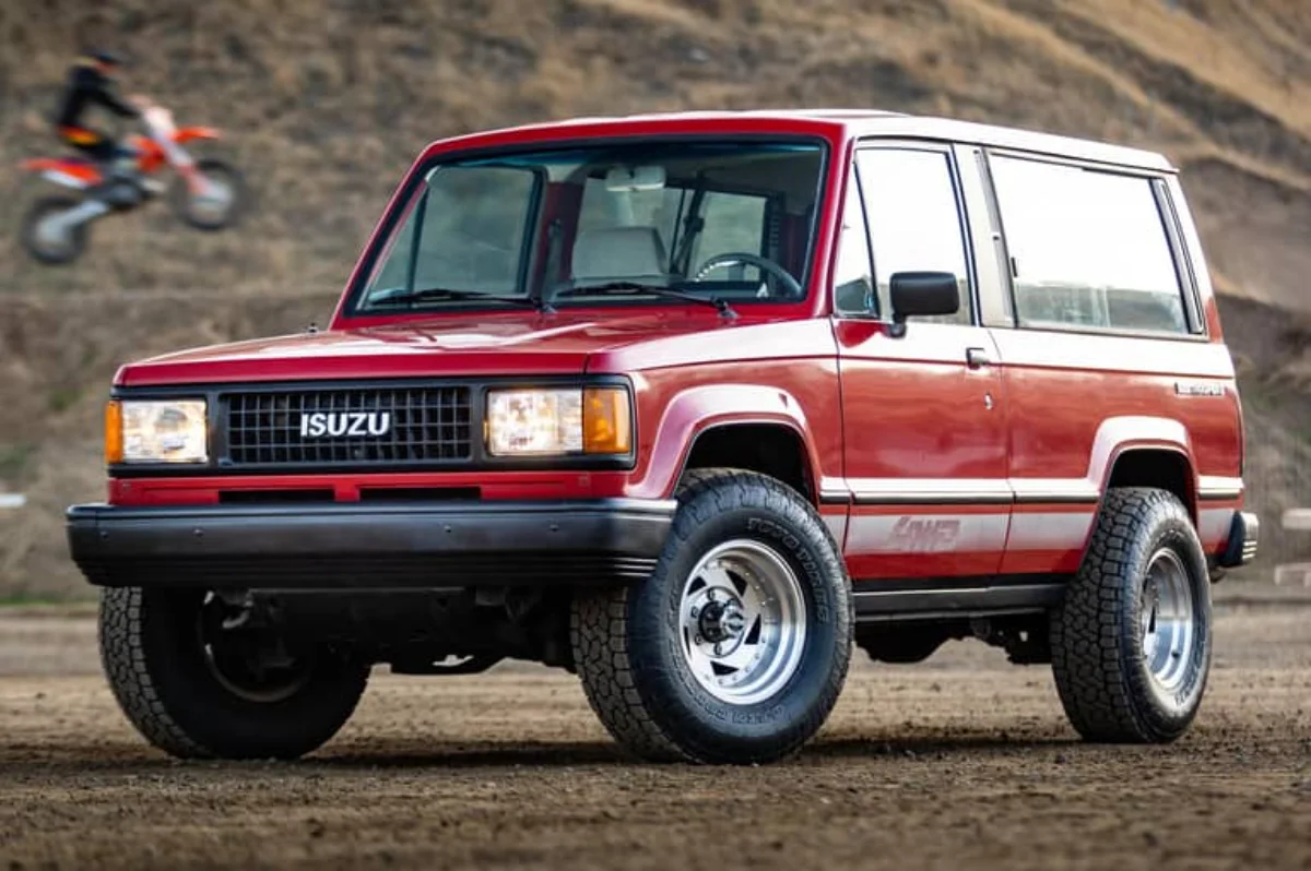9 Mobil Jeep Bekas Harga 50 Jutaan Terbaik 2026, Ada Willys hingga Jimny! 9 Mobil Jeep Bekas Harga 50 Jutaan Terbaik 2026, Ada Willys hingga Jimny!