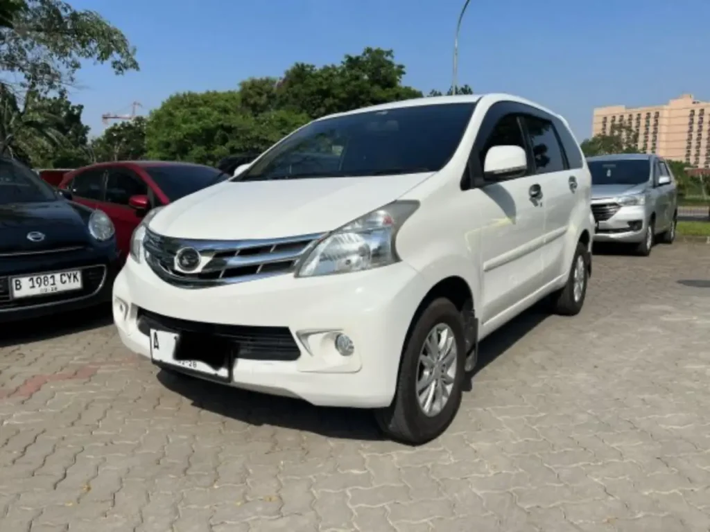 Jelang GIIAS 2026, Harga Xenia 2013 Mulai Rp100 Jutaan, Masih Layak Dibeli? mobil bekas xenia 2013 - Moladin
