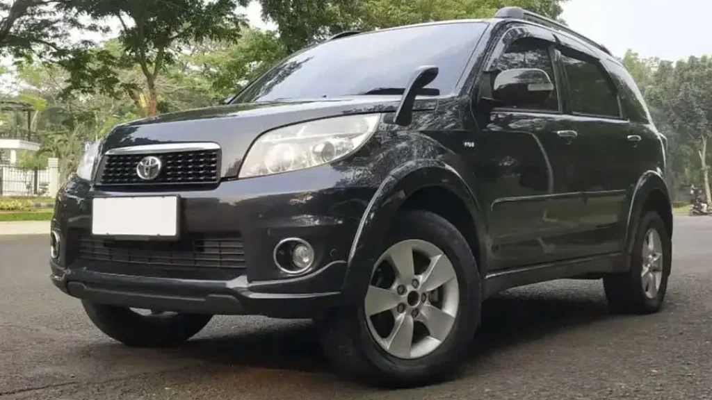rekomendasi mobil bekas tangguh di bawah 100 juta - Moladin