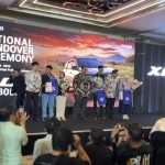 Suzuki Resmi Serahkan Unit Perdana XL7 Terbaru kepada Konsumen Indonesia - Tuwaga