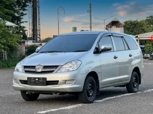 Innova Bensin 2010 Kini Turun Harga, MPV Keluarga Nyaman Rp100 Jutaan!