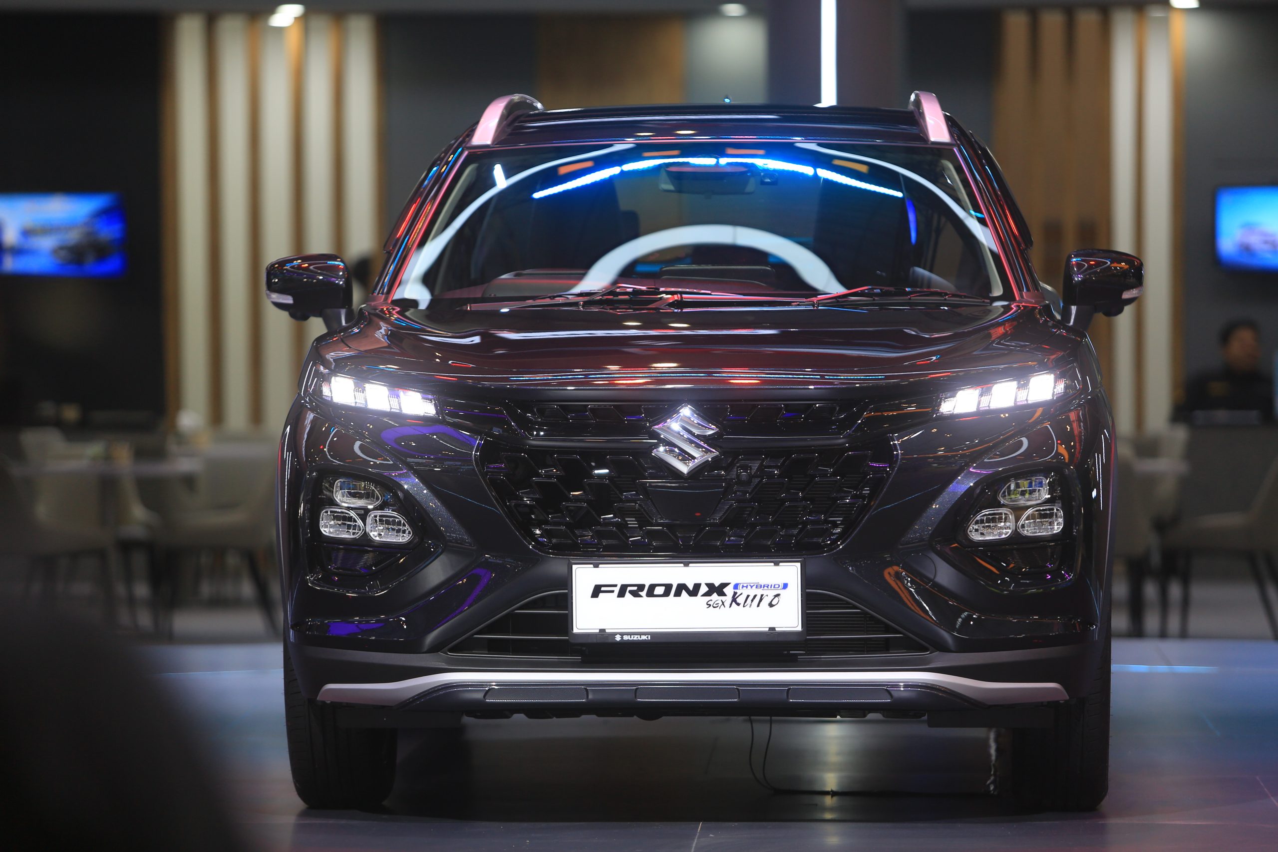 Resmi Meluncur di GIIAS 2026, Suzuki Fronx SGX Hybrid Kuro Jadi Varian Flagship Terbaru Press Photo Suzuki Luncurkan Suzuki Fronx SGX Hybrid Kuro 5 scaled