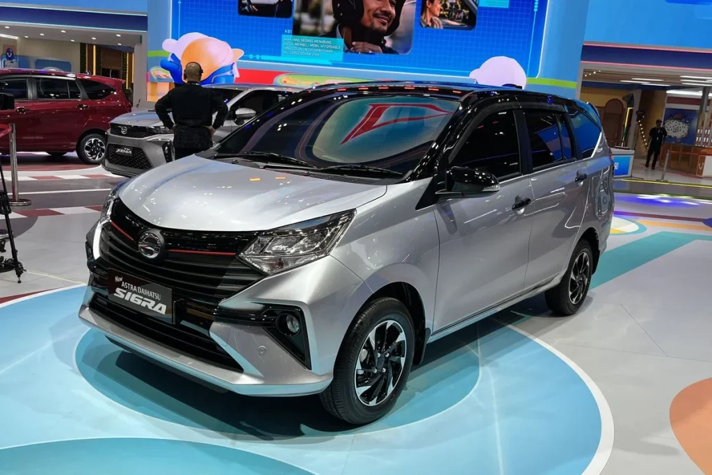 Sigra facelift - Moladin