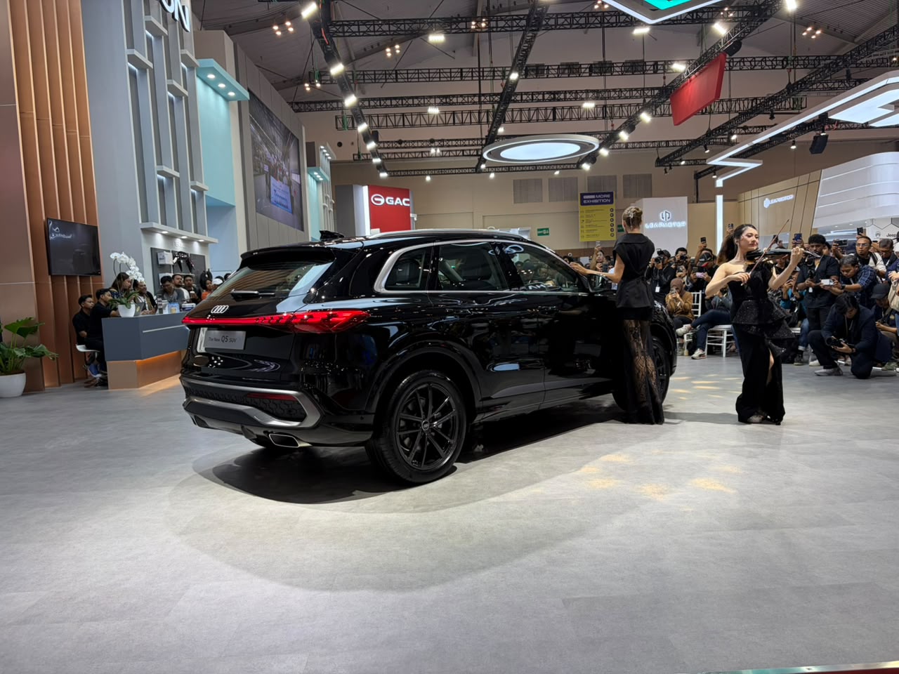 Audi Q5 SUV Generasi Terbaru Resmi Meluncur di GIIAS 2026 WhatsApp Image 2026 08 05 at 15.30.32c