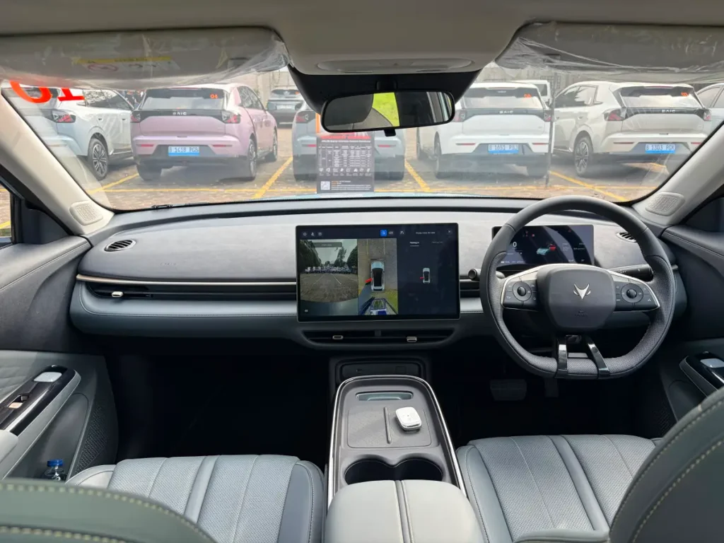 BAIC T1 Diuji 412 Km Jakarta-Bandung, Segini Konsumsi Listriknya baic t1 interior