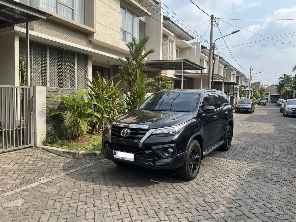 Harga Fortuner VRZ 4x2 2020 Bekas, SUV Diesel 7-Seater yang Banyak Dicari Harga Fortuner VRZ 4×2 2020 Bekas, SUV Diesel 7-Seater yang Banyak Dicari