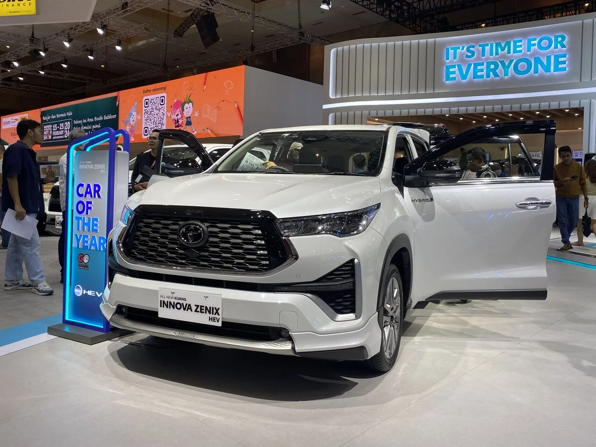 Harga OTR Innova Zenix Agustus 2026, Simak Daftar Lengkap Semua Variannya! Harga OTR Innova Zenix Agustus 2026, Simak Daftar Lengkap Semua Variannya!