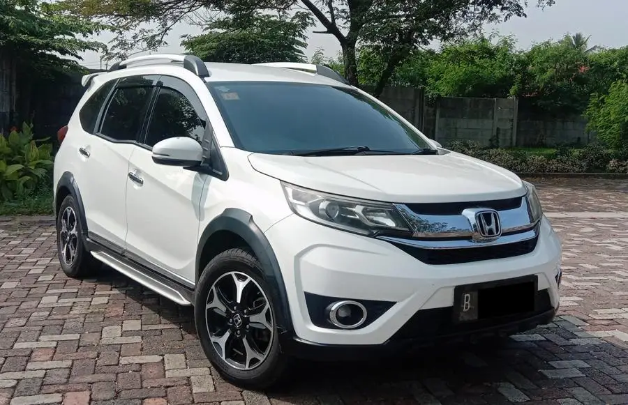 Mobil Bekas BR-V 2016 Masih Layak Dibeli? Cek Harga, Review, dan Tips Membelinya harga mobil br-v 2016 - Moladin