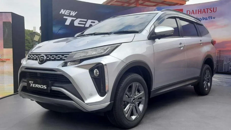 Harga Daihatsu Terios 2021 Bekas Makin Murah, Rp175 Juta Dapat Tipe Ini! kelebihan Daihatsu Terios 2021 - Moladin