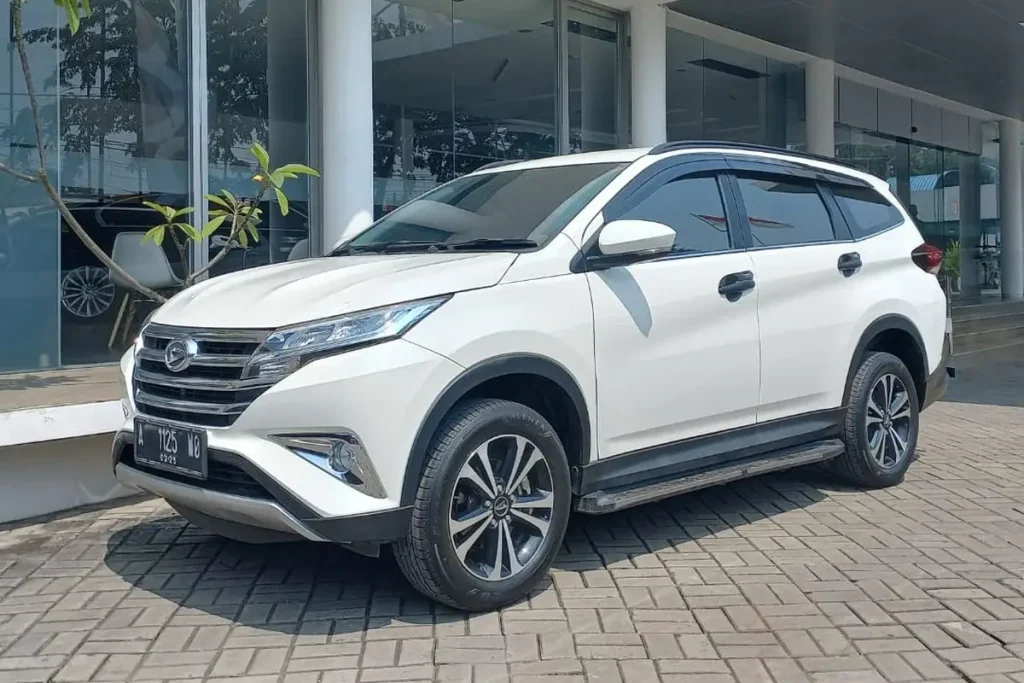 7 Mobil 7-Seater 100 Jutaan yang Cocok untuk Keluarga rekomendasi mobil 7-seater 100 jutaan - Moladin