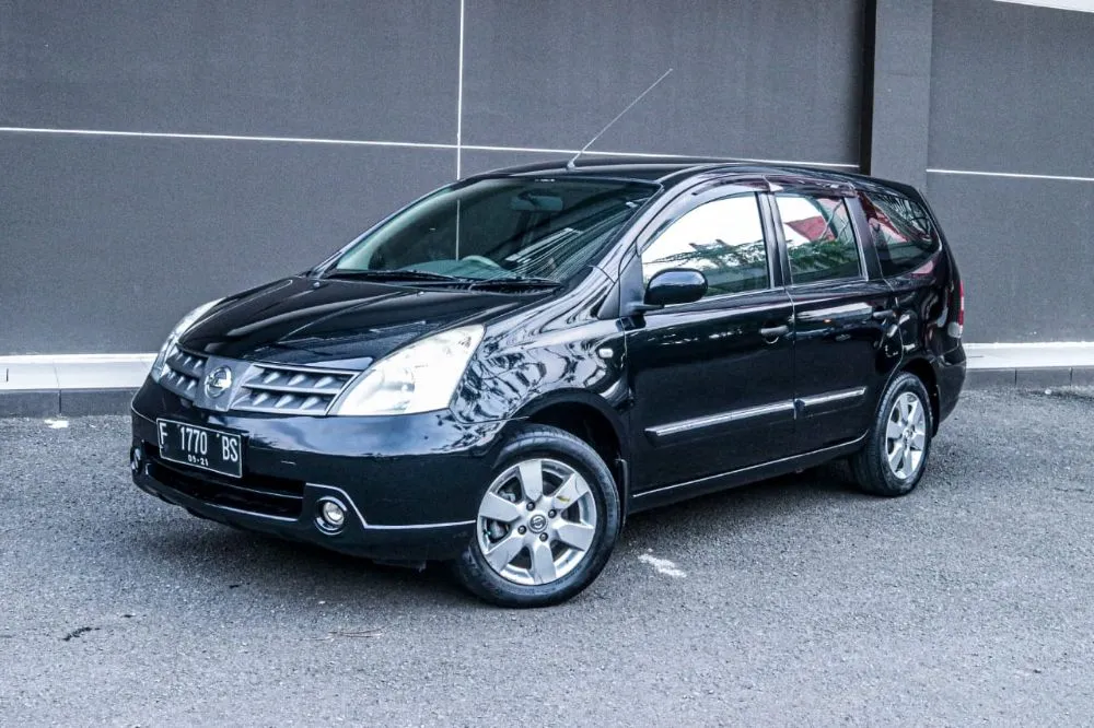 rekomendasi mobil bekas 7-seater - Moladin