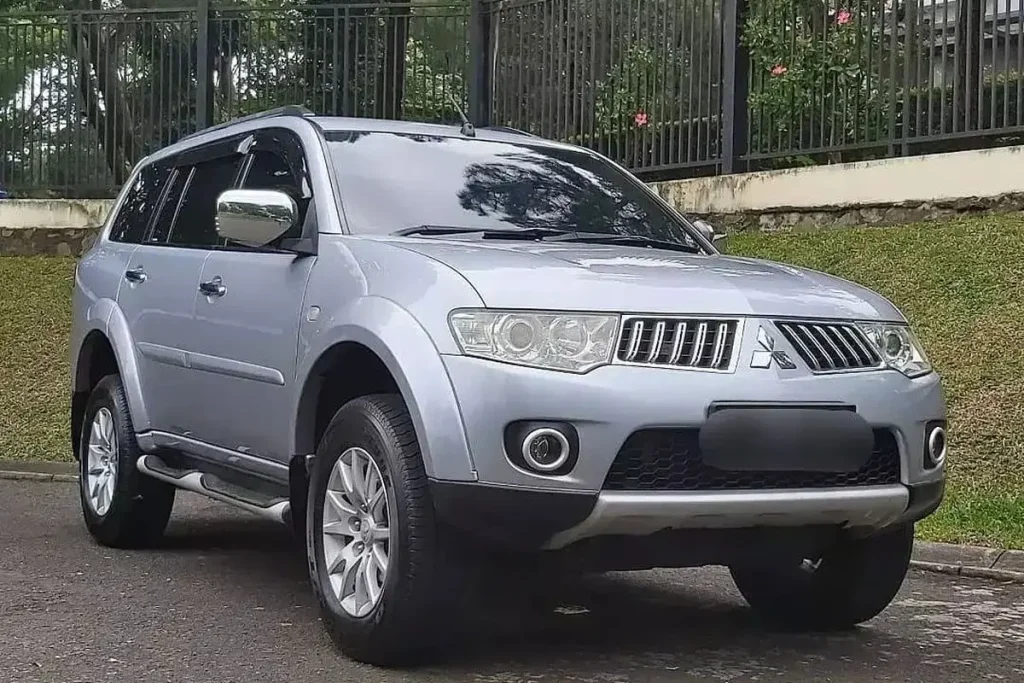Rekomendasi 7 Mobil Bekas Sekelas Isuzu Panther yang Irit dan Awet rekomendasi mobil bekas sekelas isuzu panther - Moladin
