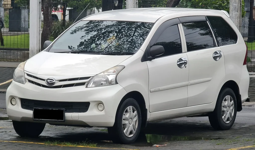 5 Rekomendasi Mobil Bekas Tahun 2010 ke Atas, Cocok untuk Keluarga Muda! rekomendasi mobil bekas tahun 2010 ke atas - Moladin