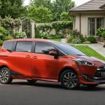 Harga Toyota Sienta Q 2016, MPV Unik dengan Pintu Geser - Tuwaga