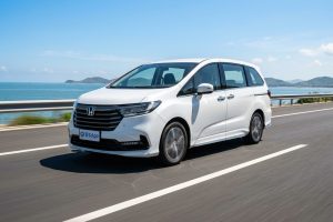 Honda Odyssey Facelift di China Naik Kelas, Ada Kursi Pijat hingga Kulkas!