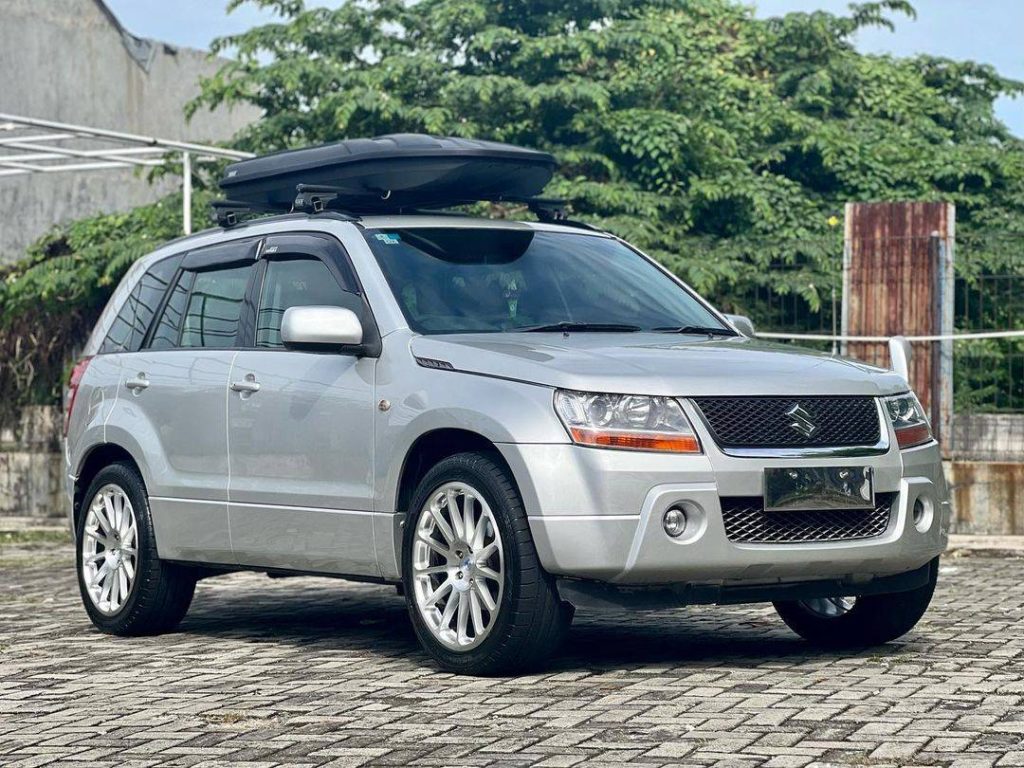 kelebihan Suzuki Grand Vitara 2.0 2008 - Moladin
