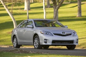 Toyota Camry 2.4 V 2010 Bekas, Sedan Premium yang Kini Harganya Terjangkau