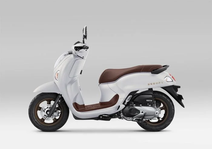 Honda Scoopy Prestige 2026: Harga, Fitur, dan Spesifikasi fitur andalan Honda Scoopy Prestige 2026 - Moladin