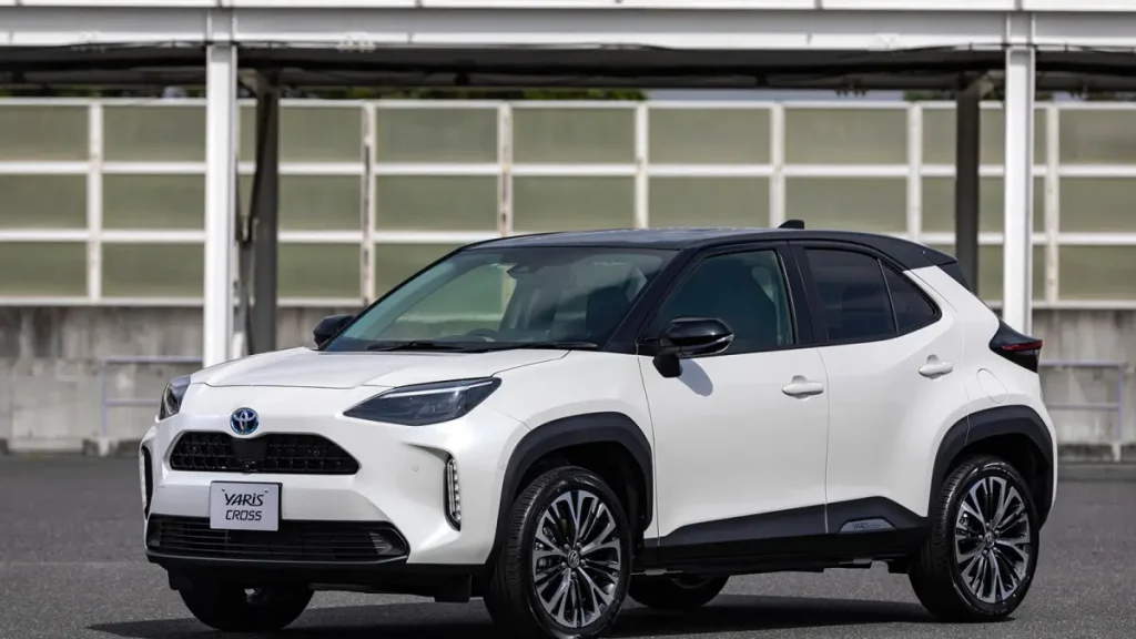 harga yaris cross g m:t 2026 - Moladin
