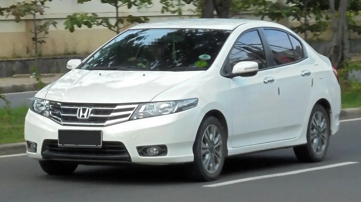 Harga Honda City 2013 Bekas, Sedan Irit dan Nyaman untuk Harian honda city 2013