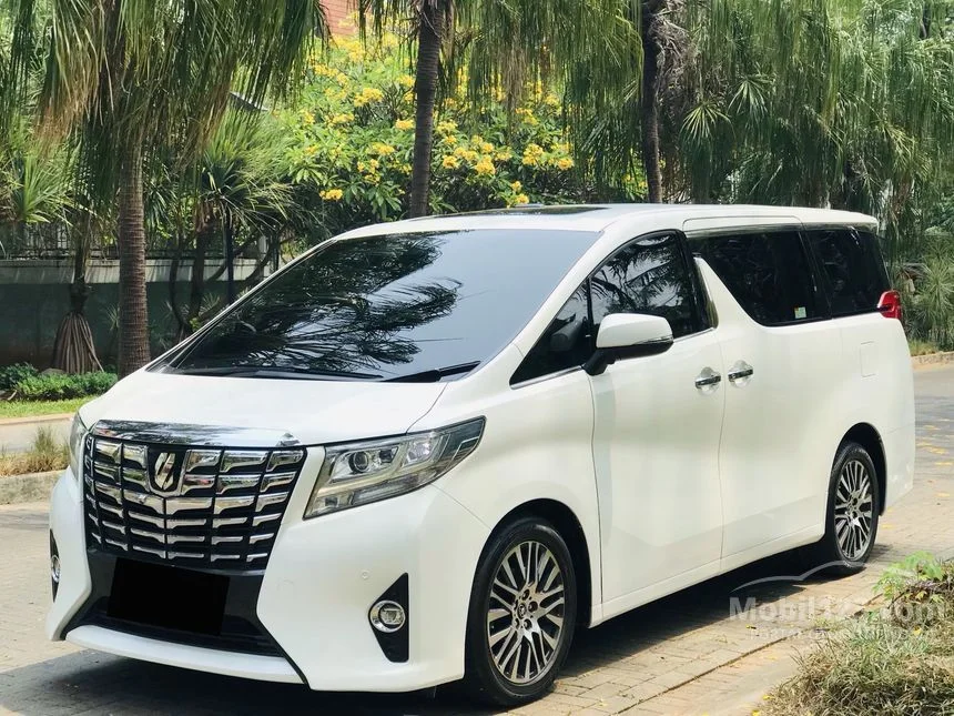 Toyota Alphard G 2017 Bekas Harganya Turun, Dapat MPV Mewah Selengkap Ini! kelebihan Alphard G 2017 - Moladin