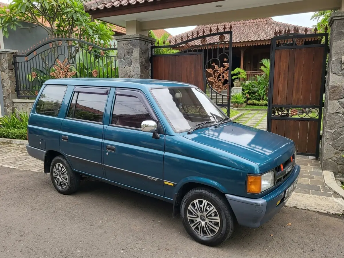 6 Mobil Bekas 50 Jutaan Tidak Ringkih, Mesin Bandel! 6 Mobil Bekas 50 Jutaan Tidak Ringkih, Mesin Bandel!