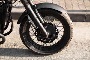 10 Ban Tubeless Motor 2026 yang Awet dan Nyaman untuk Harian