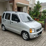 Harga Suzuki Karimun Kotak 2004-2006 Bekas, Mobil Irit yang Legendaris - Tuwaga