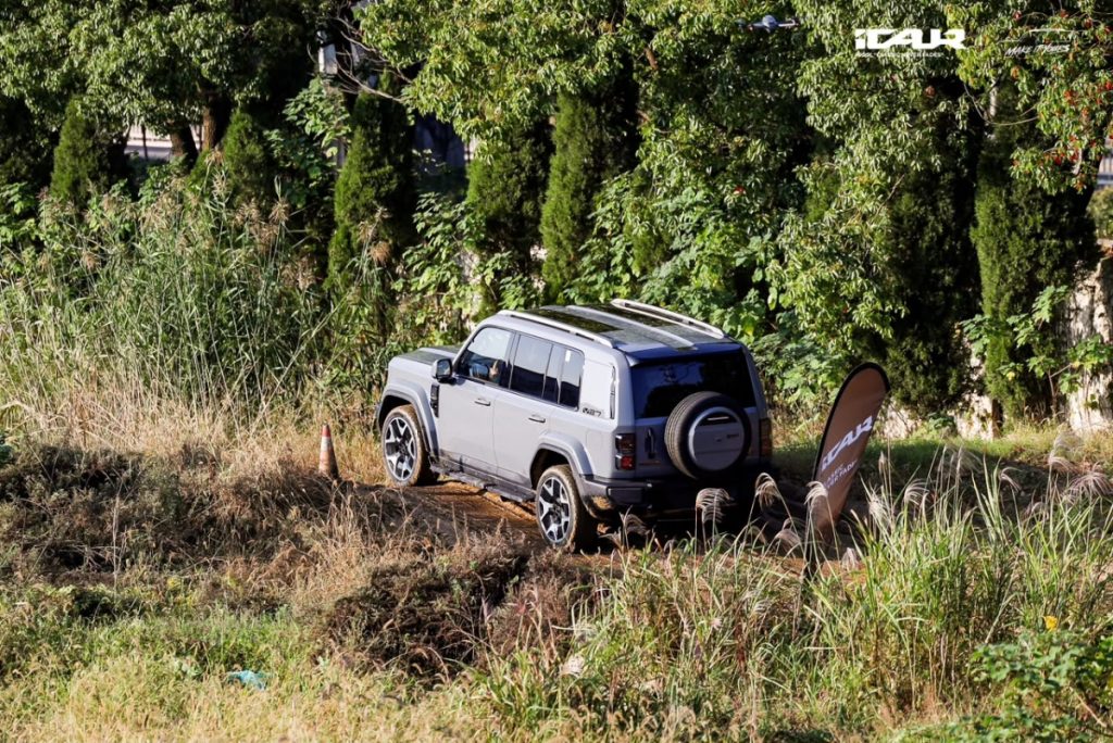 Test Drive iCAR V27: Performa dan Stabilitas Diuji di Berbagai Medan icar v27 test drive