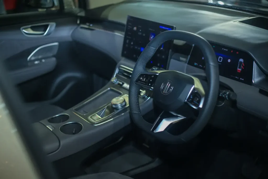 interior mgs6 ev - Moladin