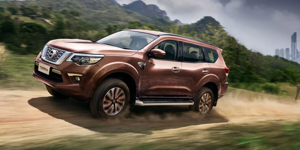 Nissan Terra 2019 Bekas, SUV Diesel Tangguh dengan Torsi 450 Nm kelebihan Nissan Terra 2019 - Moladin