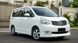 3 Mobil Pintu Geser di Bawah Rp150 Juta, Ada Mazda Biante dan Nissan Serena