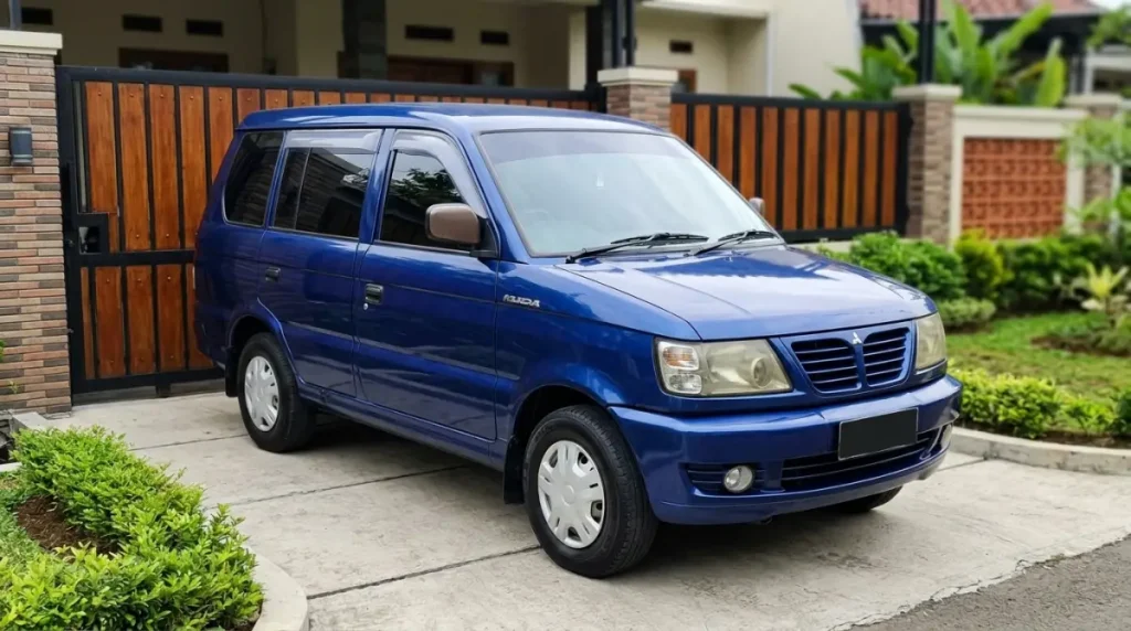 mobil tua untuk harian - Moladin
