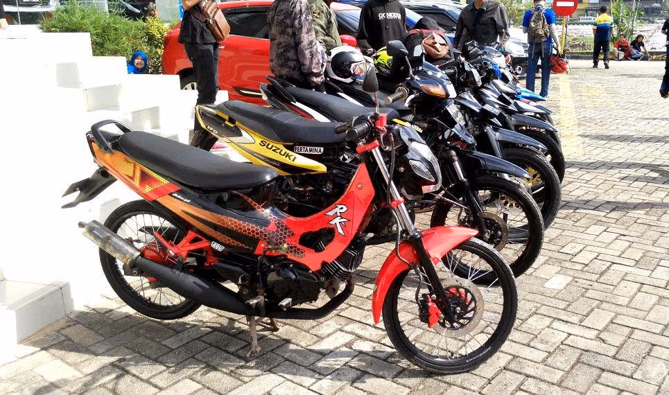 motor 2 tak suzuki - Moladin