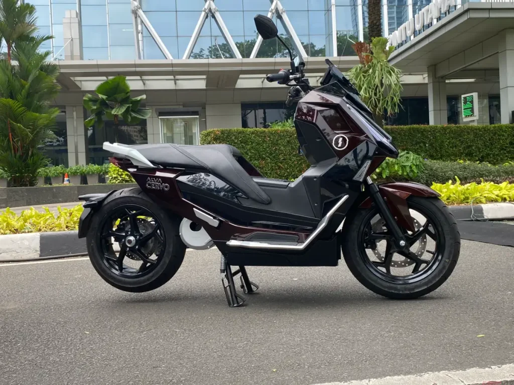 rekomendasi motor listrik kuat tanjakan - Moladin