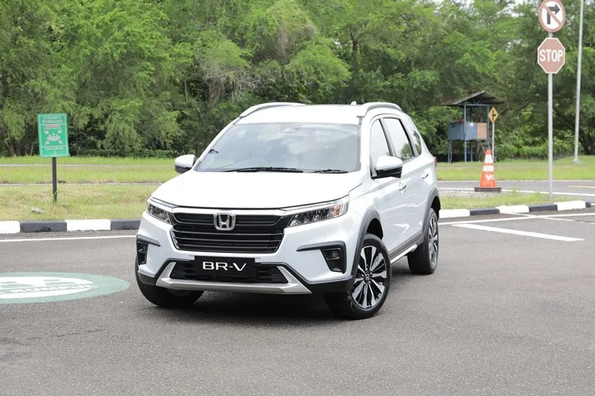 Harga Honda BR-V Prestige 2021 Bekas, Masih Menarik untuk Mobil Keluarga? spesifikasi br-v prestige 2021 - Moladin