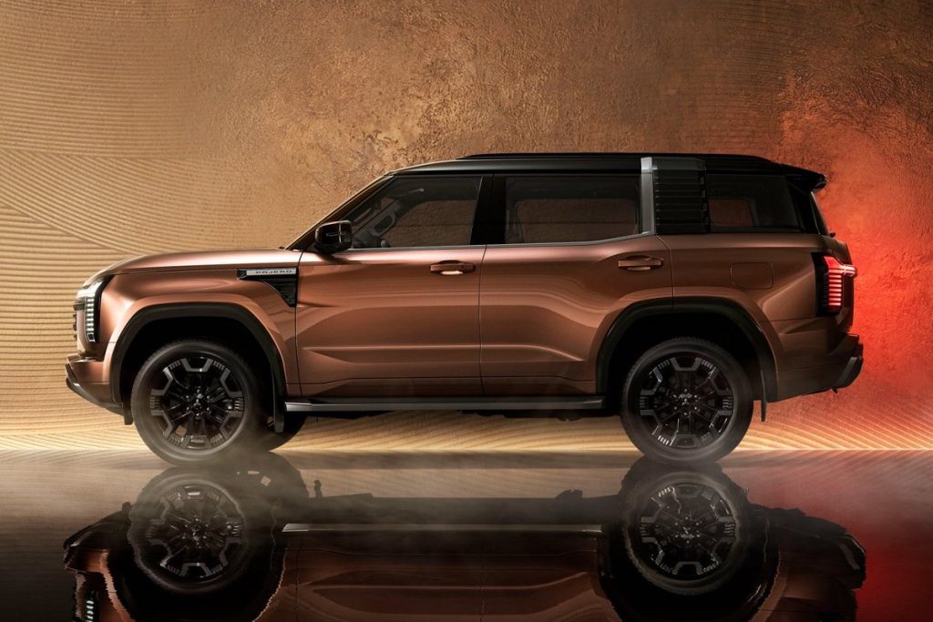 spesifikasi mitsubishi pajero terbaru 2026 - Moladin
